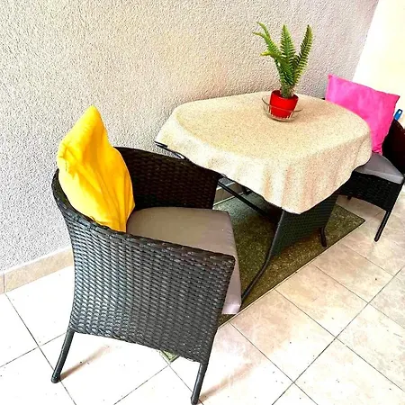 Sweet Living In Apartment Rijeka