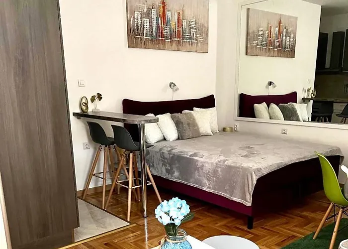 Sweet Living In Apartment Rijeka